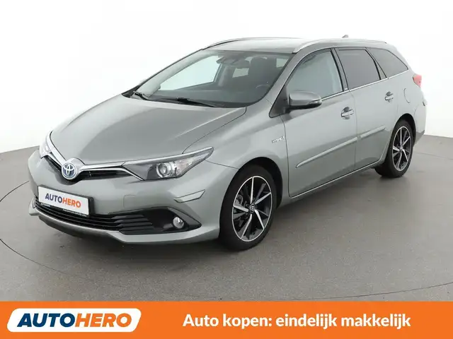 Toyota Auris 1.8 Hybrid Edition-S+