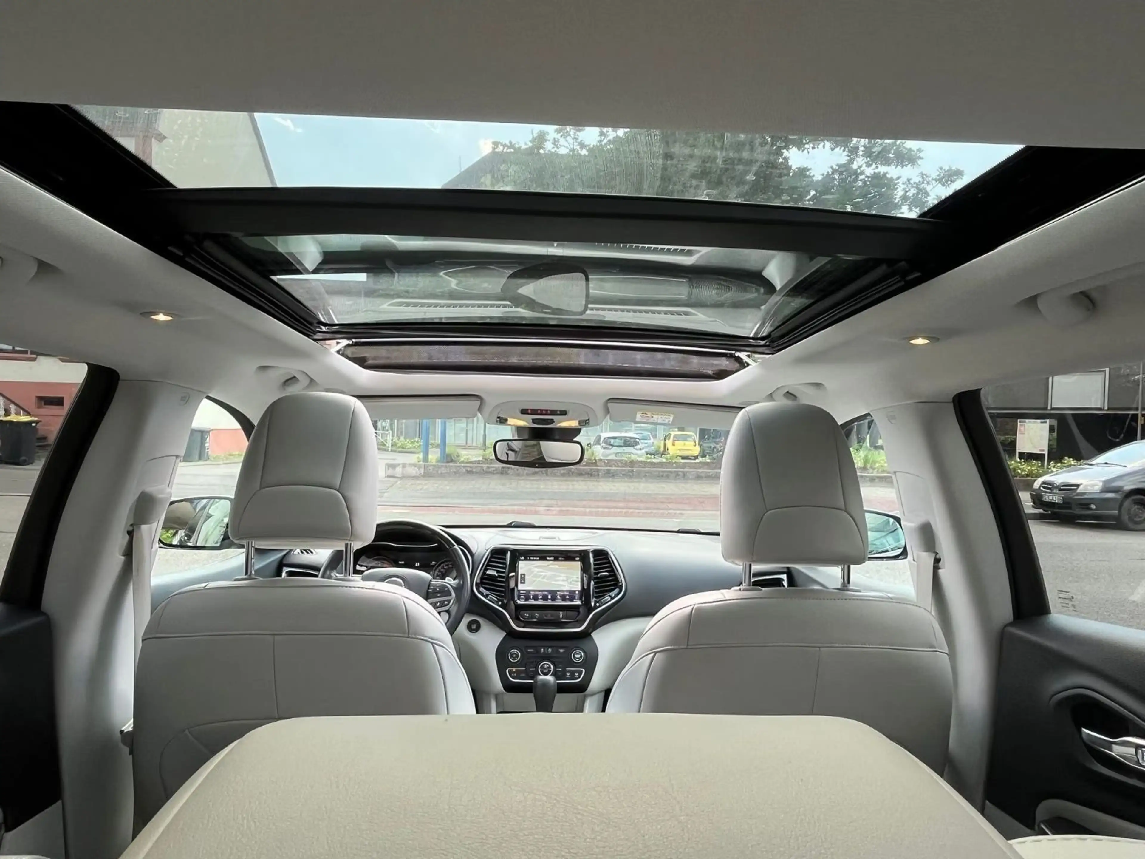 Jeep Cherokee 2.2 MultiJet 4x4 Overland Aut. PANORAMA — photo 14