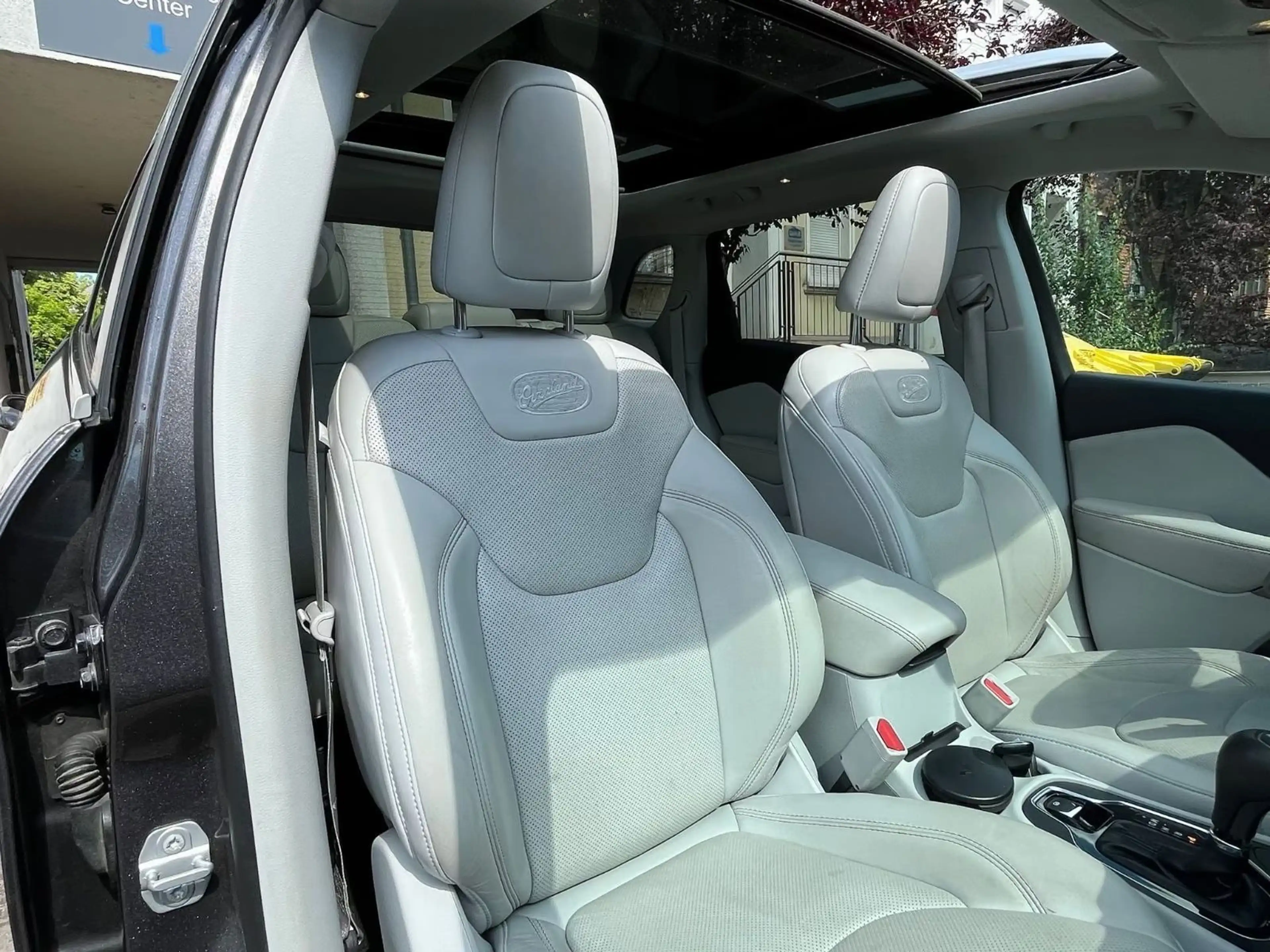 Jeep Cherokee 2.2 MultiJet 4x4 Overland Aut. PANORAMA — photo 15