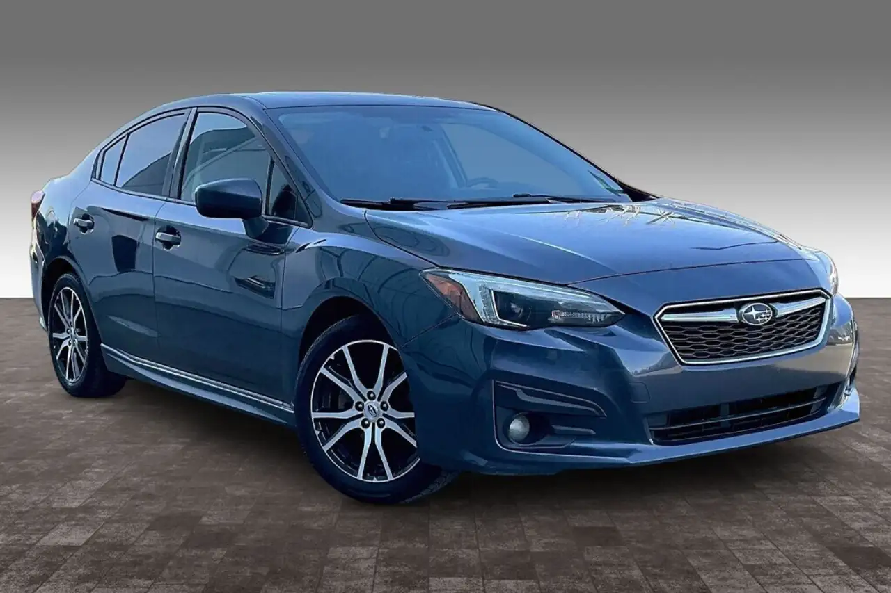 Subaru Impreza снимка Subaru Impreza