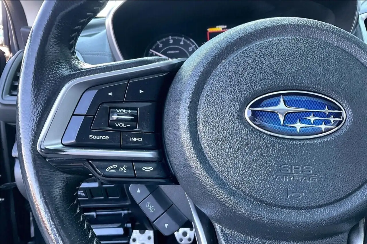 Subaru Impreza снимка Subaru Impreza