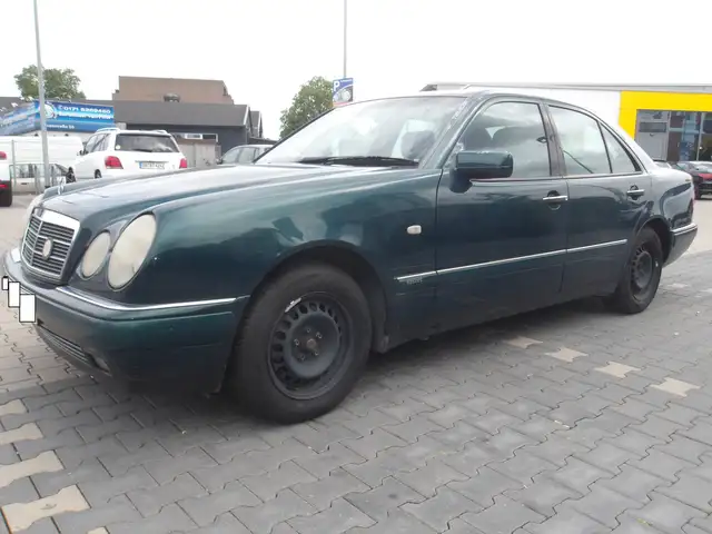 Mercedes-Benz E 230 Typ 124 ( 1.Hand ) Motor läuft unrund