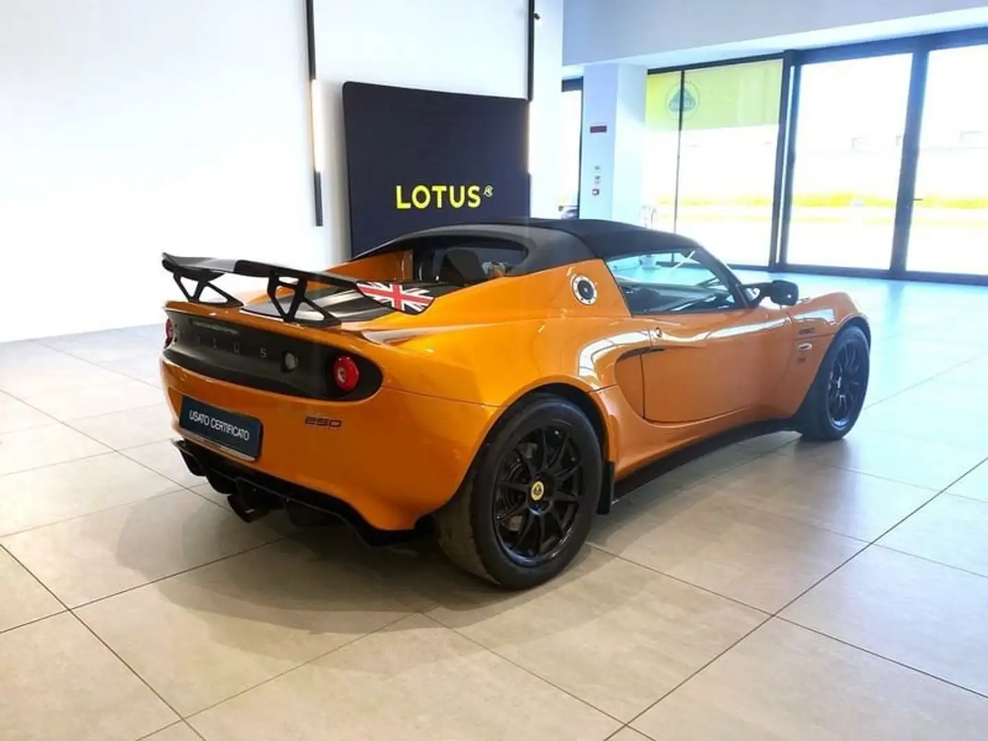 Lotus Elise Cup 250 - Lotus Bari Naranja - 2