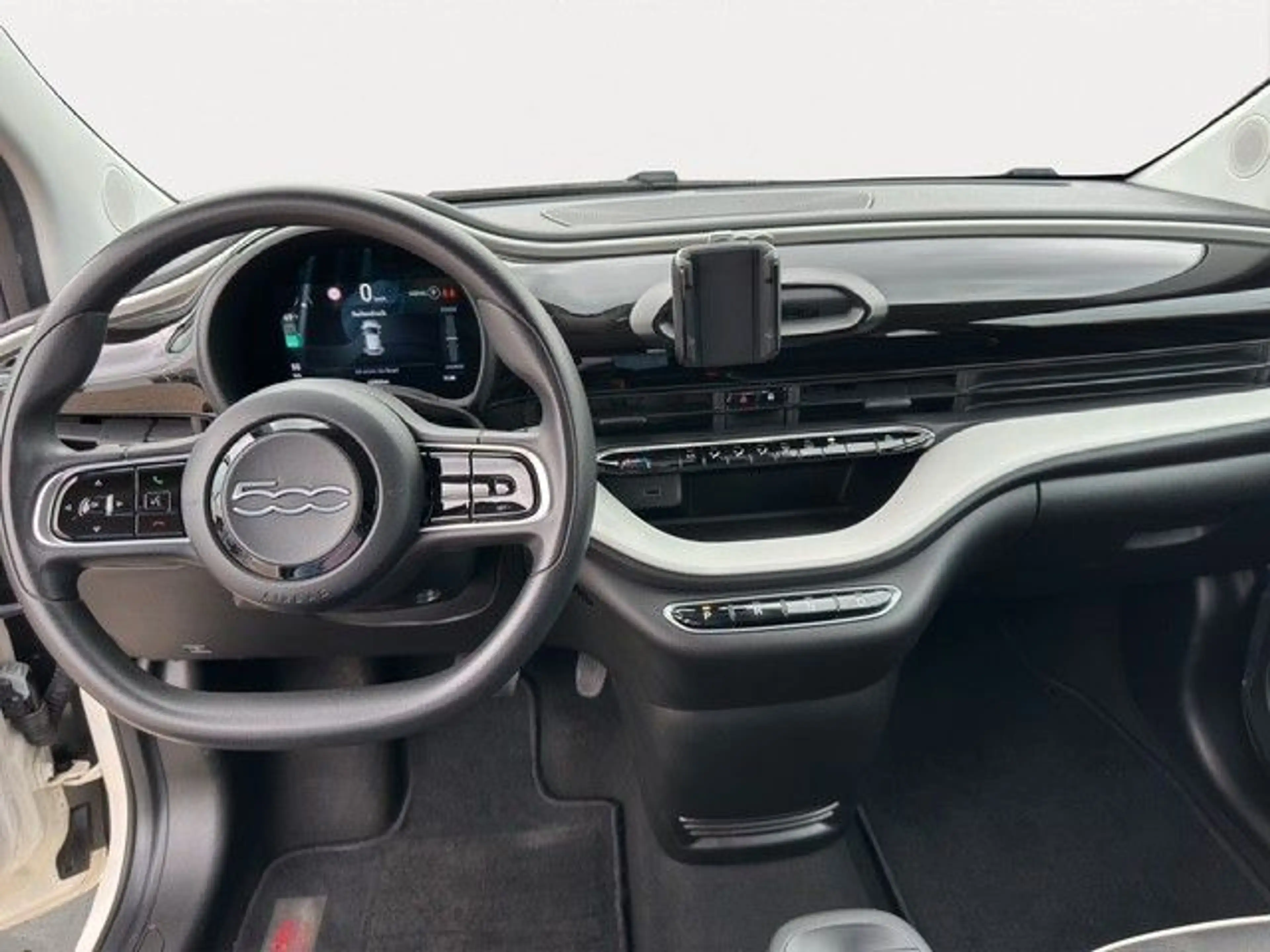 Fiat 500e 23,8kWh Action KLIMA — photo 6