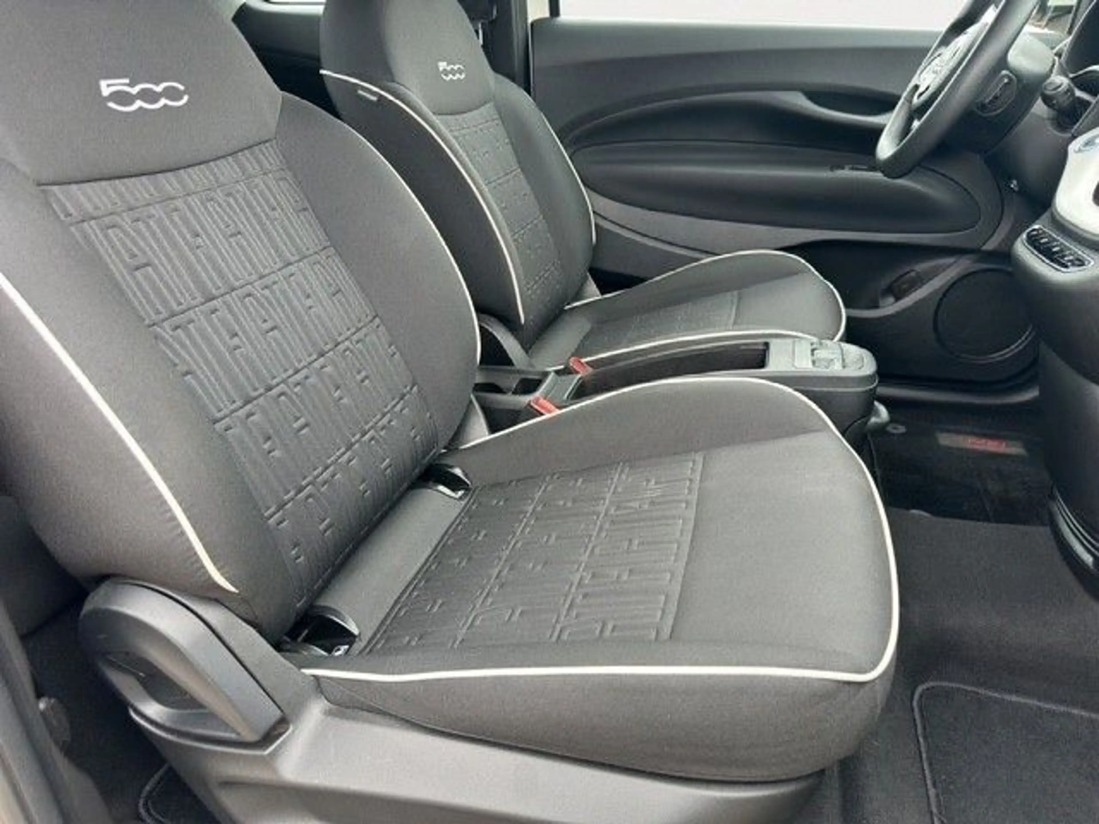 Fiat 500e 23,8kWh Action KLIMA — photo 2