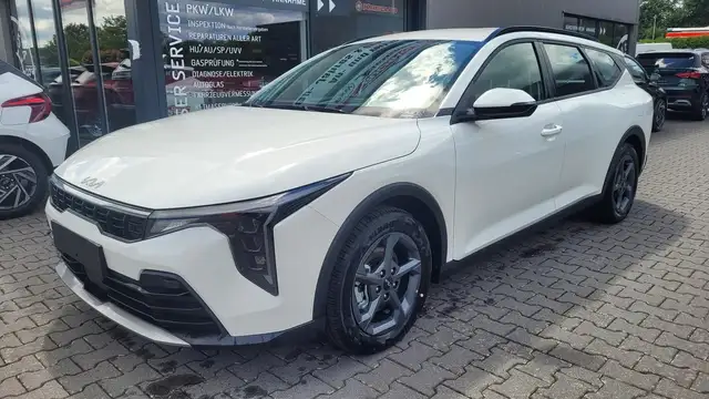 Kia K4