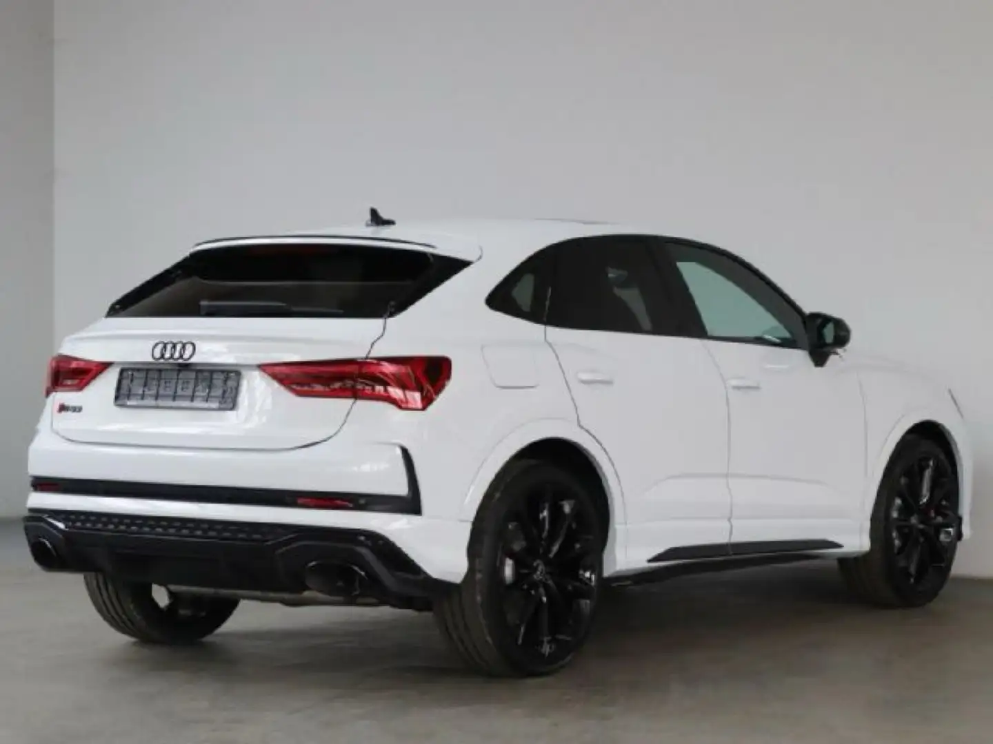 Audi RS Q3 2.5 TFSI quattro Sportback B&O 280 Km/h RS AGA AHK Weiß - 2