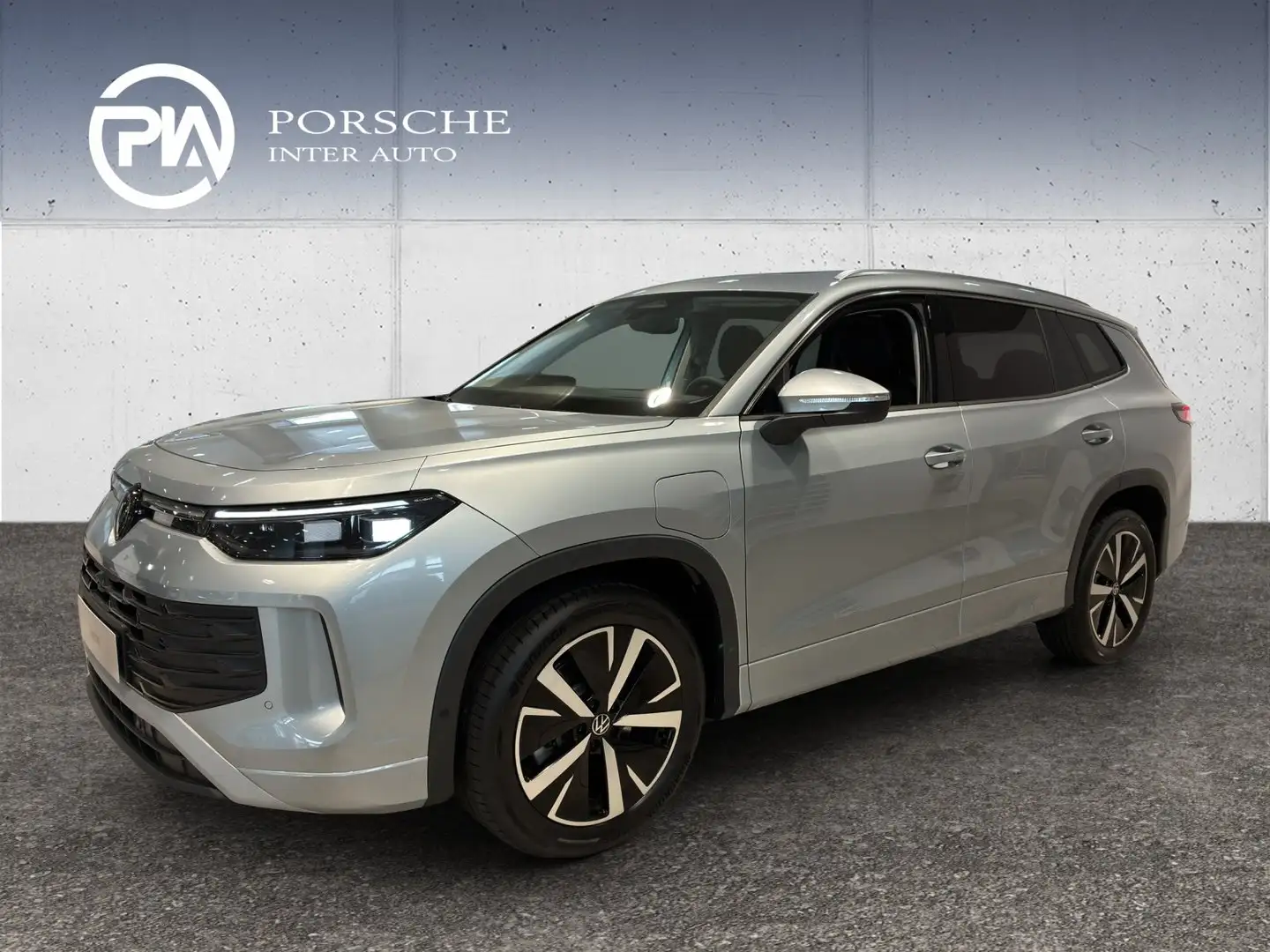 Volkswagen Tayron Friends eTSI DSG Silber - 1