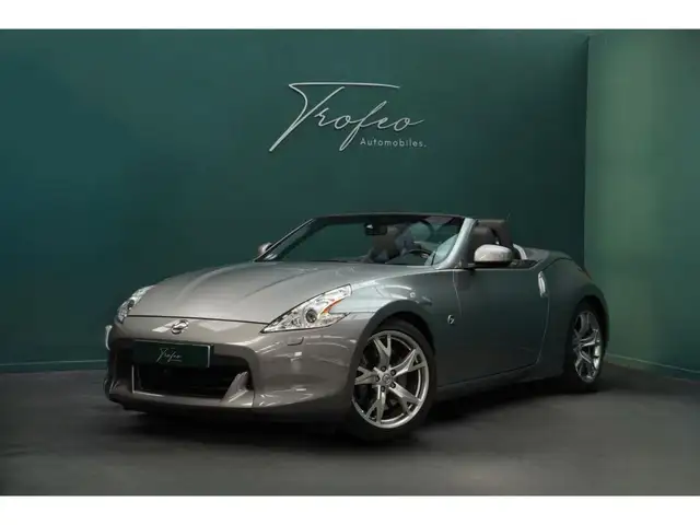 Nissan 370Z Roadster 3.7 V6 328cv - Jantes 19