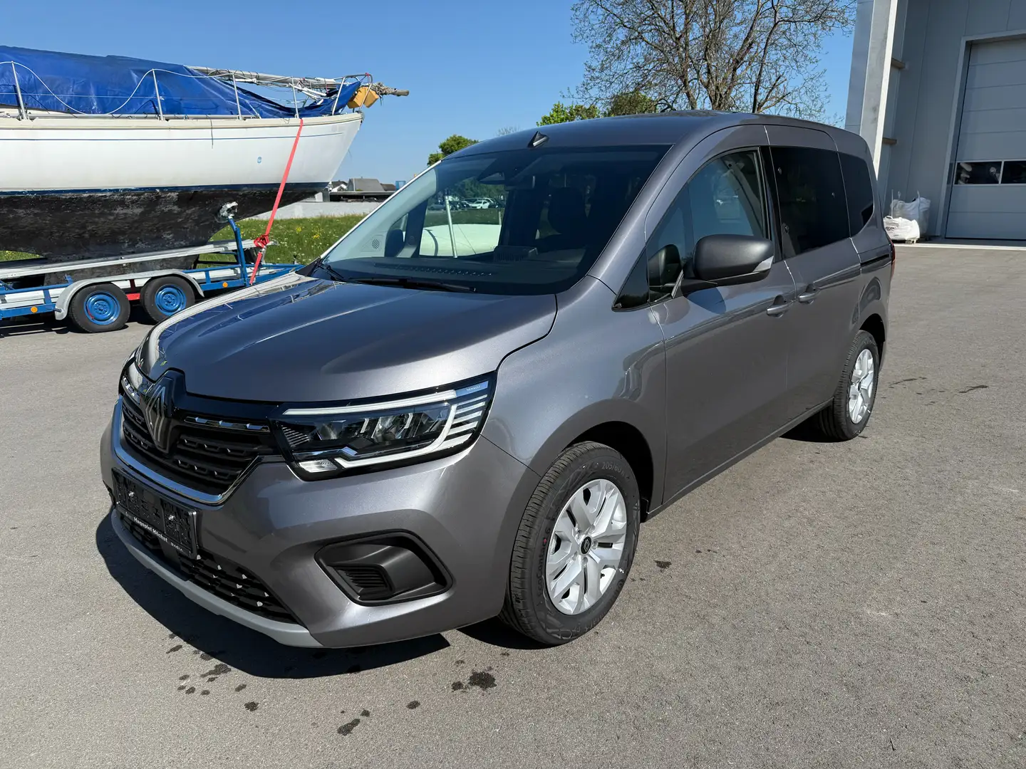 Renault Kangoo Equilibre TCe 100 Šedá - 1