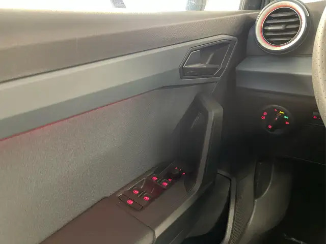 Seat Ibiza view 9