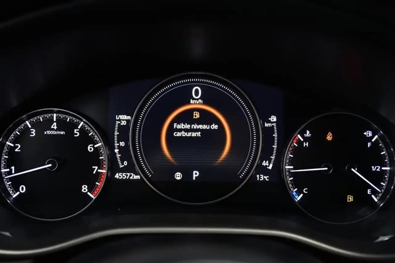 Mazda 3 снимка Mazda 3