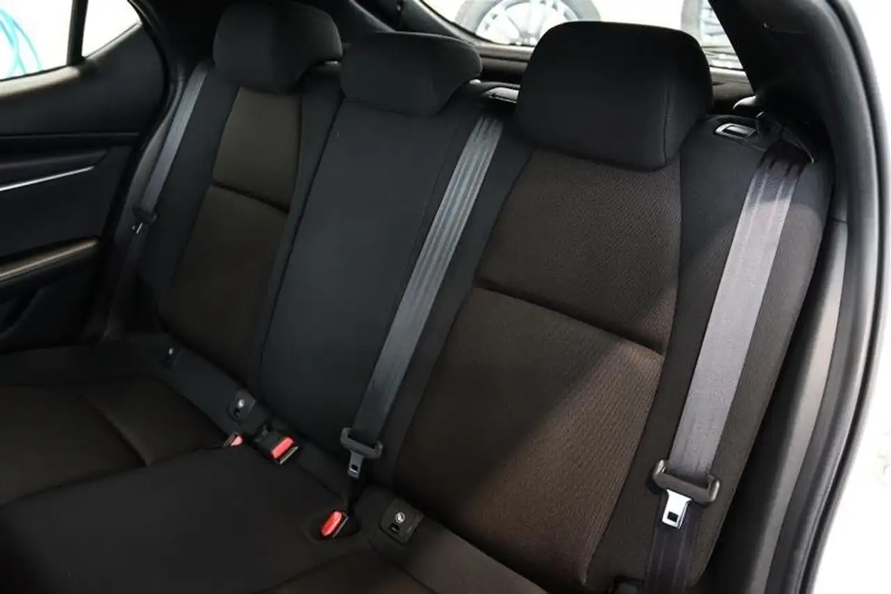 Mazda 3 снимка Mazda 3