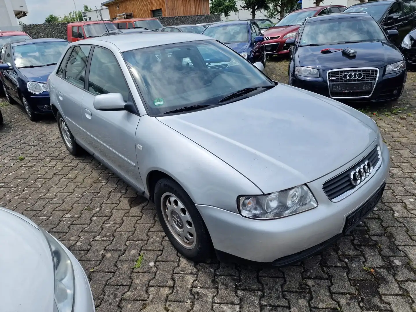 Audi A3 1.8 Ambition Grigio - 2