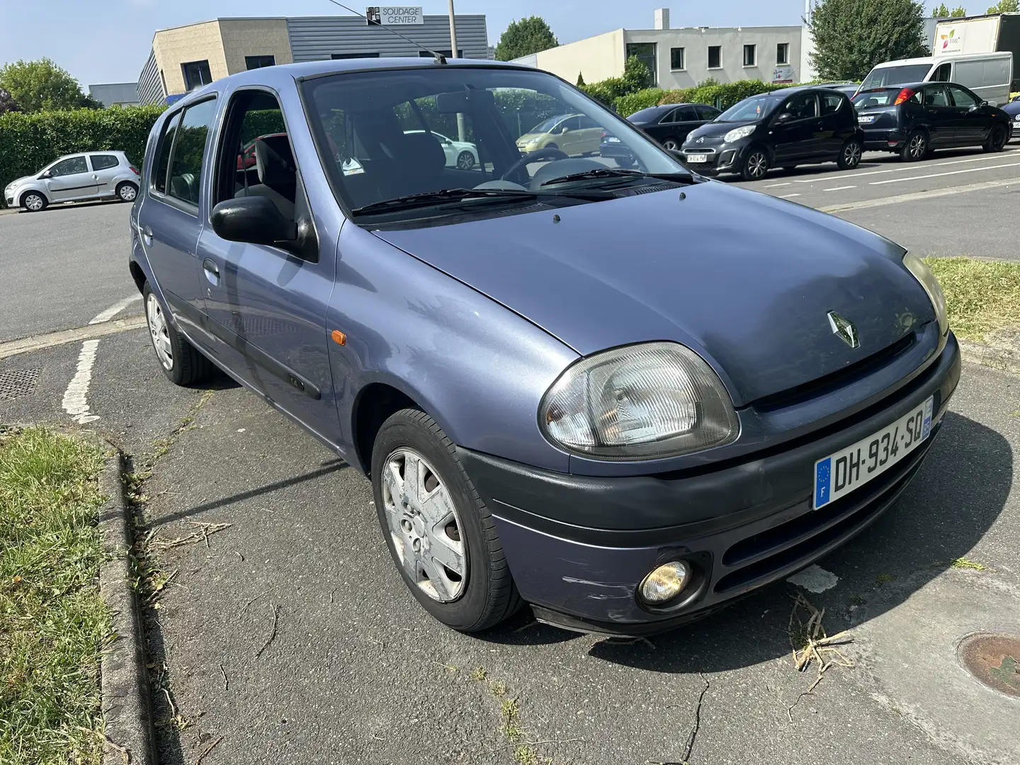 Renault Clio 1.2i - 2