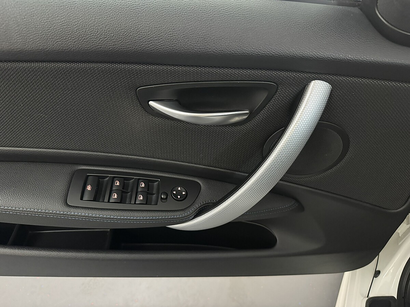 BMW 120 d Cabrio Sport M-Paket*XENON*Teilleder*Tempomat... — photo 35