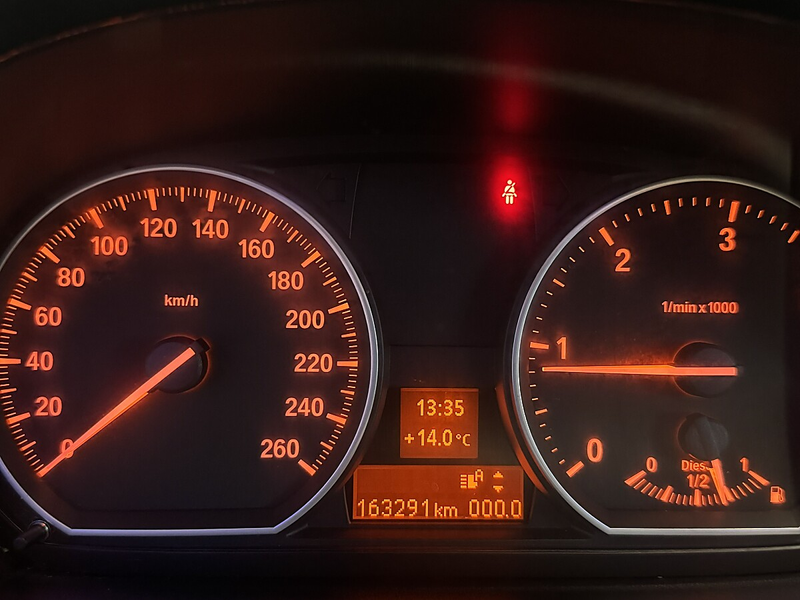 BMW 120 d Cabrio Sport M-Paket*XENON*Teilleder*Tempomat... — photo 30