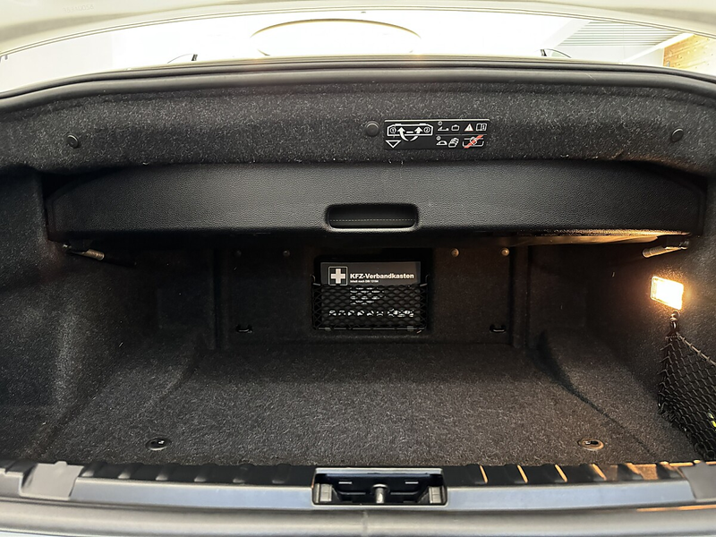 BMW 120 d Cabrio Sport M-Paket*XENON*Teilleder*Tempomat... — photo 45