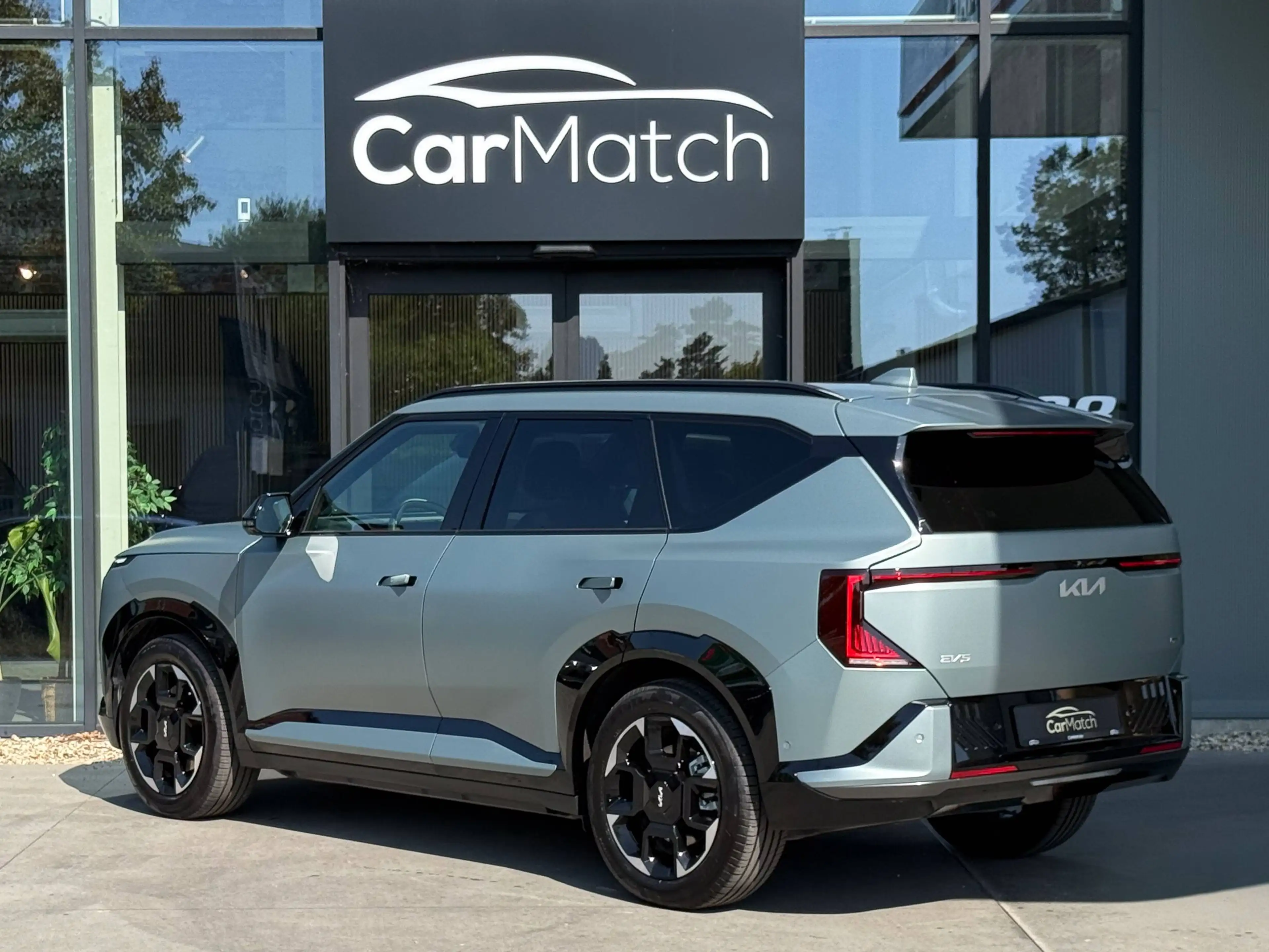 Kia EV5 GT Line Launch Edition - PANO | VENTI | HUD | 360° | H&K — photo 7