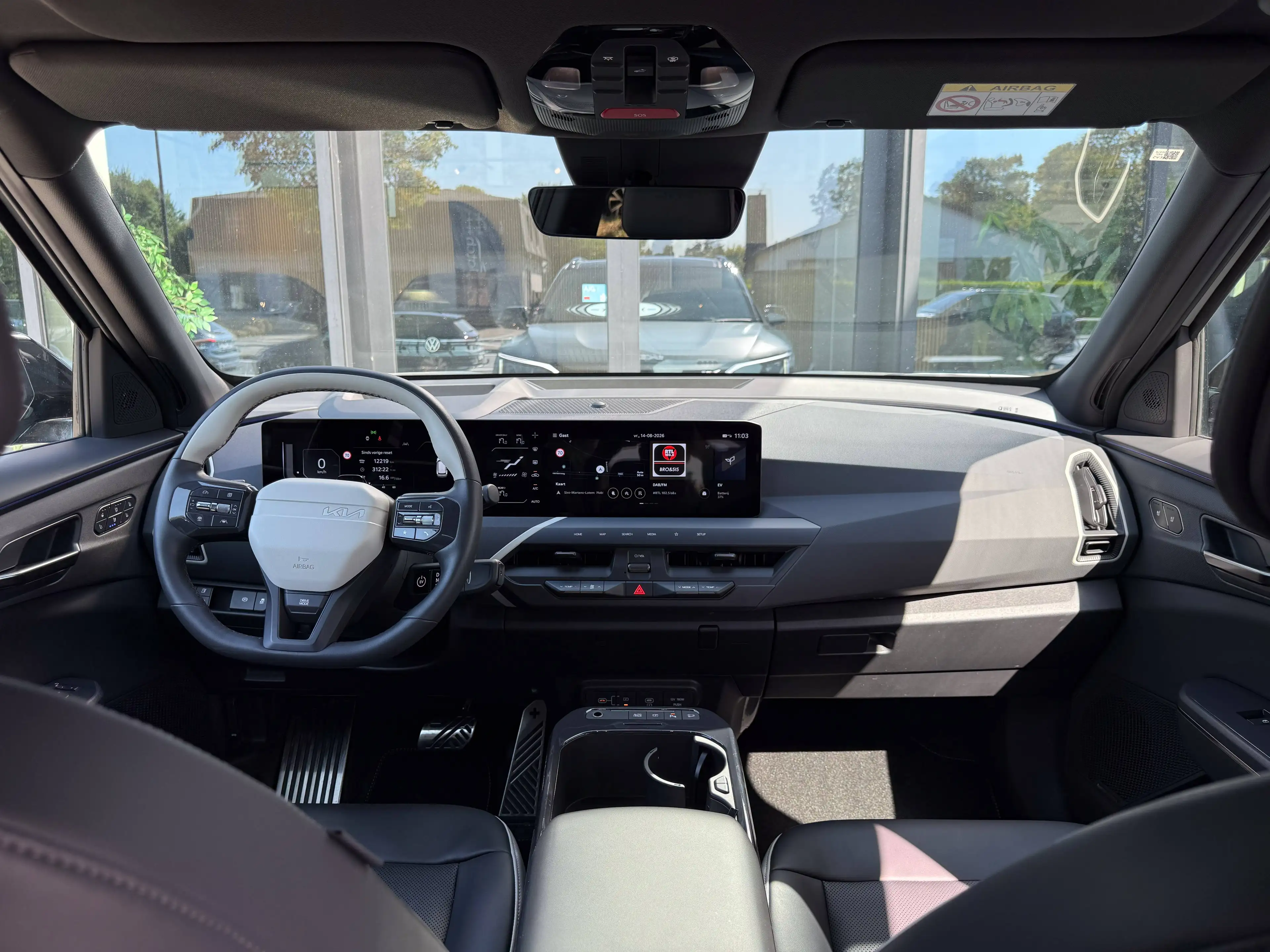 Kia EV5 GT Line Launch Edition - PANO | VENTI | HUD | 360° | H&K — photo 13