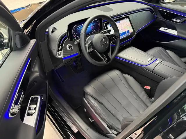 Mercedes-Benz E view 14