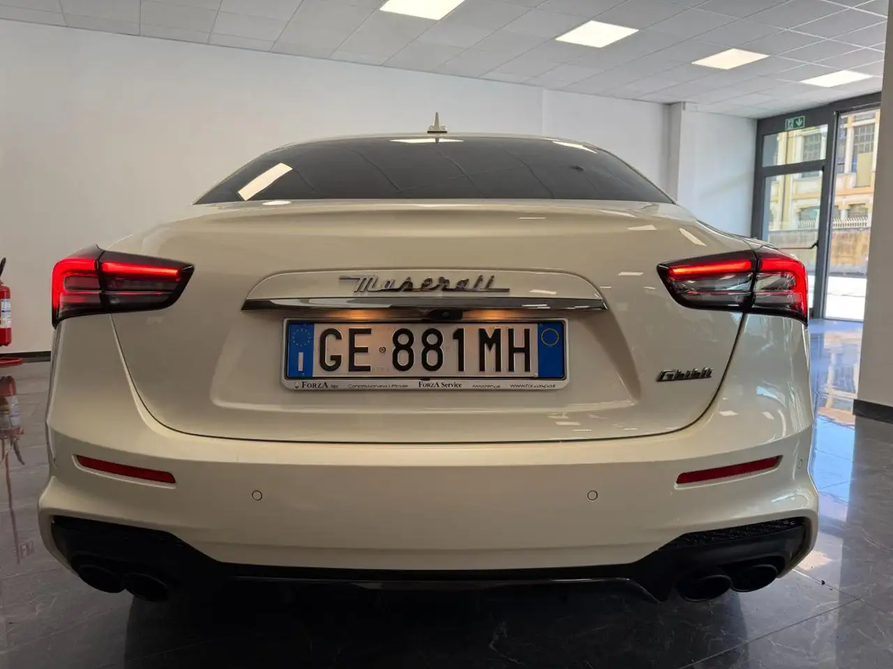 Maserati Ghibli 2021