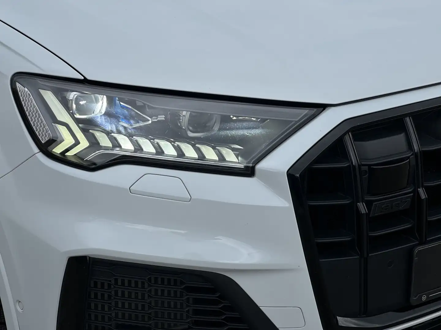 Audi SQ7 4.0TDI quattro(PANO-STANDHZNG-7SITZER-AHK) Blanc - 2