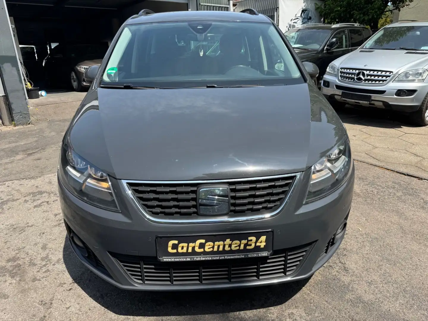 SEAT Alhambra Style*1 HAND*GEPFLEGT Grigio - 2