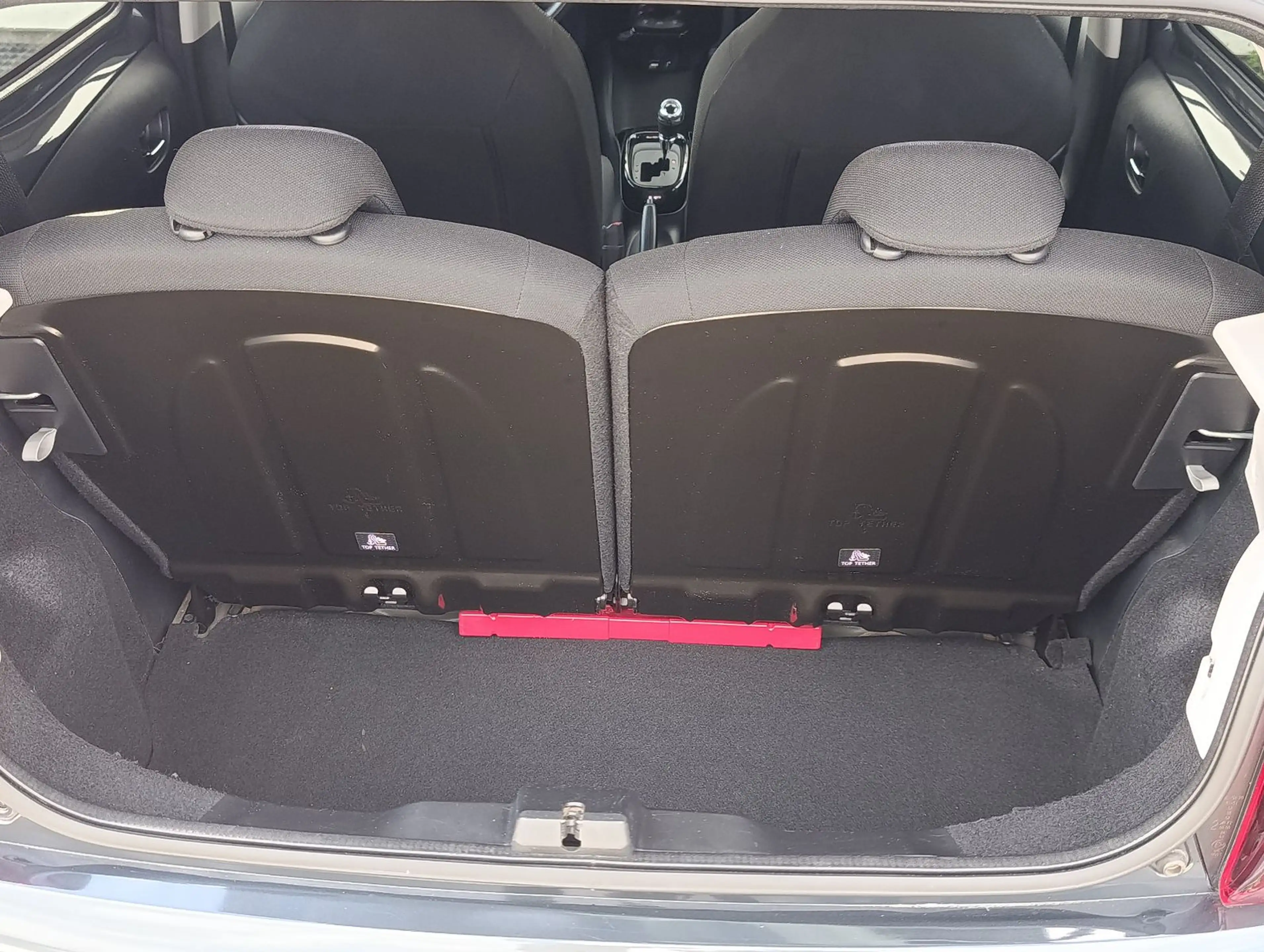 Peugeot 108 Allure Automatik SHZ Klima Car/Play — photo 7