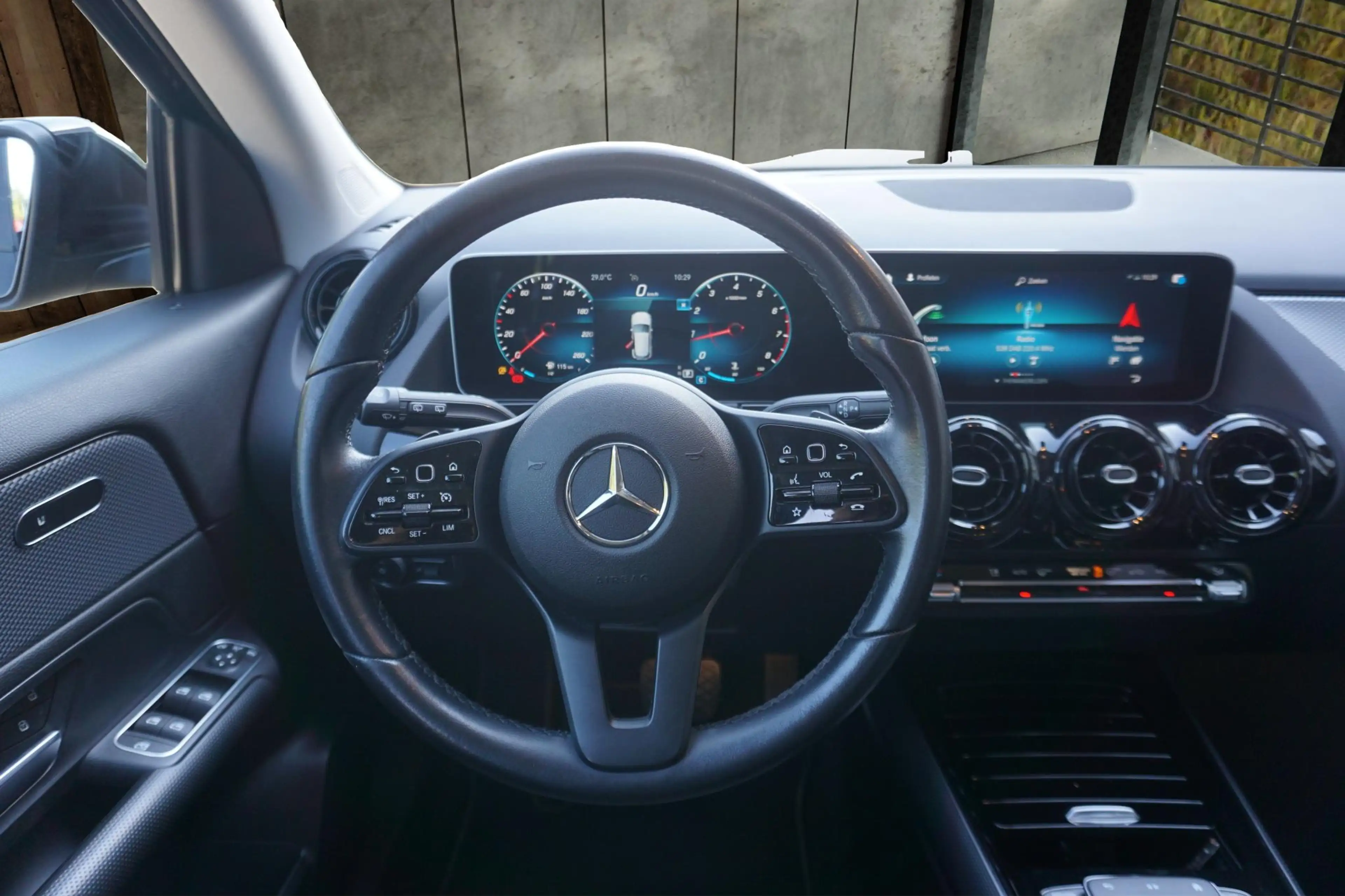 Mercedes-Benz GLA 200 Business Solution Trekhaak | Dodehoek assistent | — photo 9