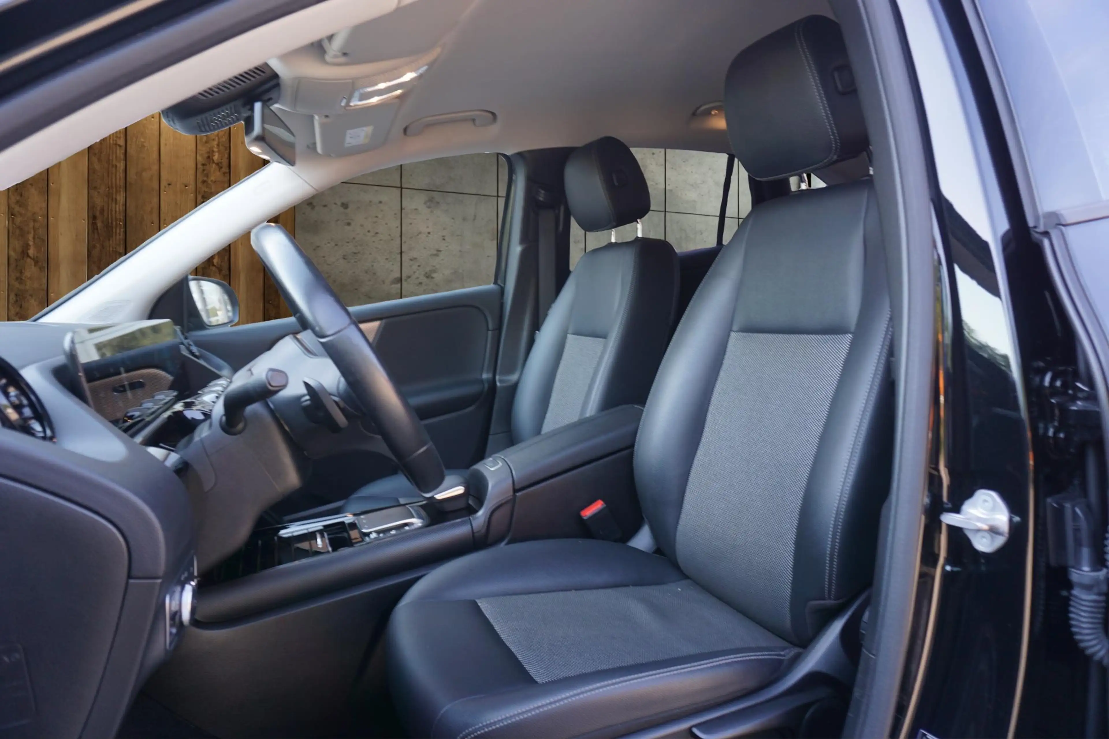 Mercedes-Benz GLA 200 Business Solution Trekhaak | Dodehoek assistent | — photo 8