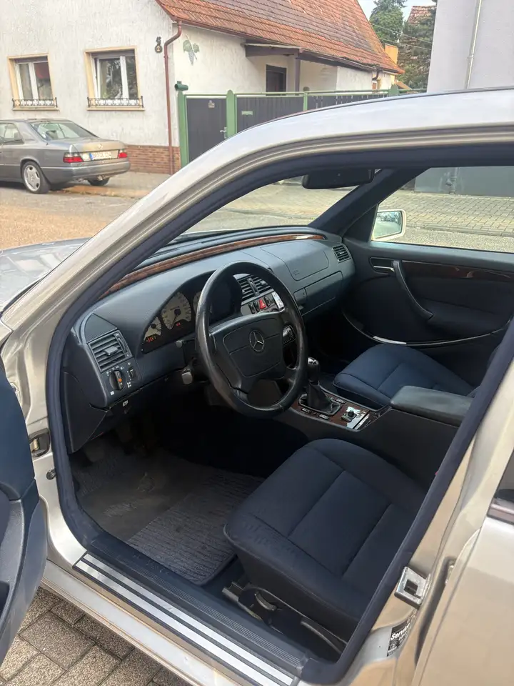 Mercedes-Benz C 240 Elegance, foto 7