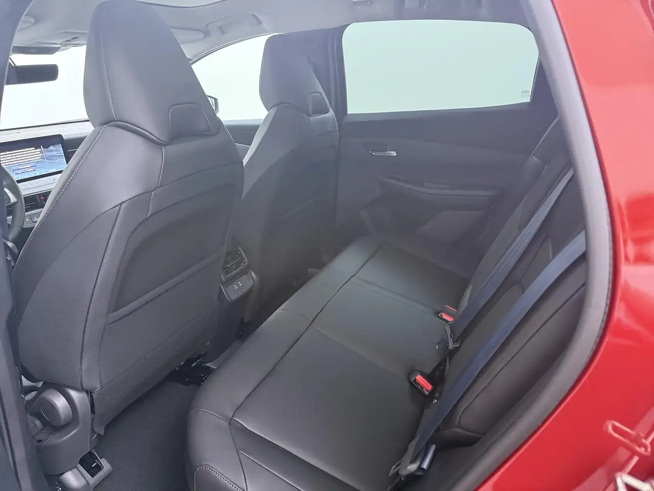 Nissan Leaf 2026 — фото 14