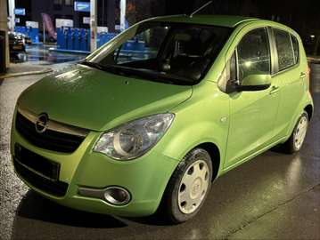 Agila 1.2 Essence Automatique clime 5portes 81.345km ct ok