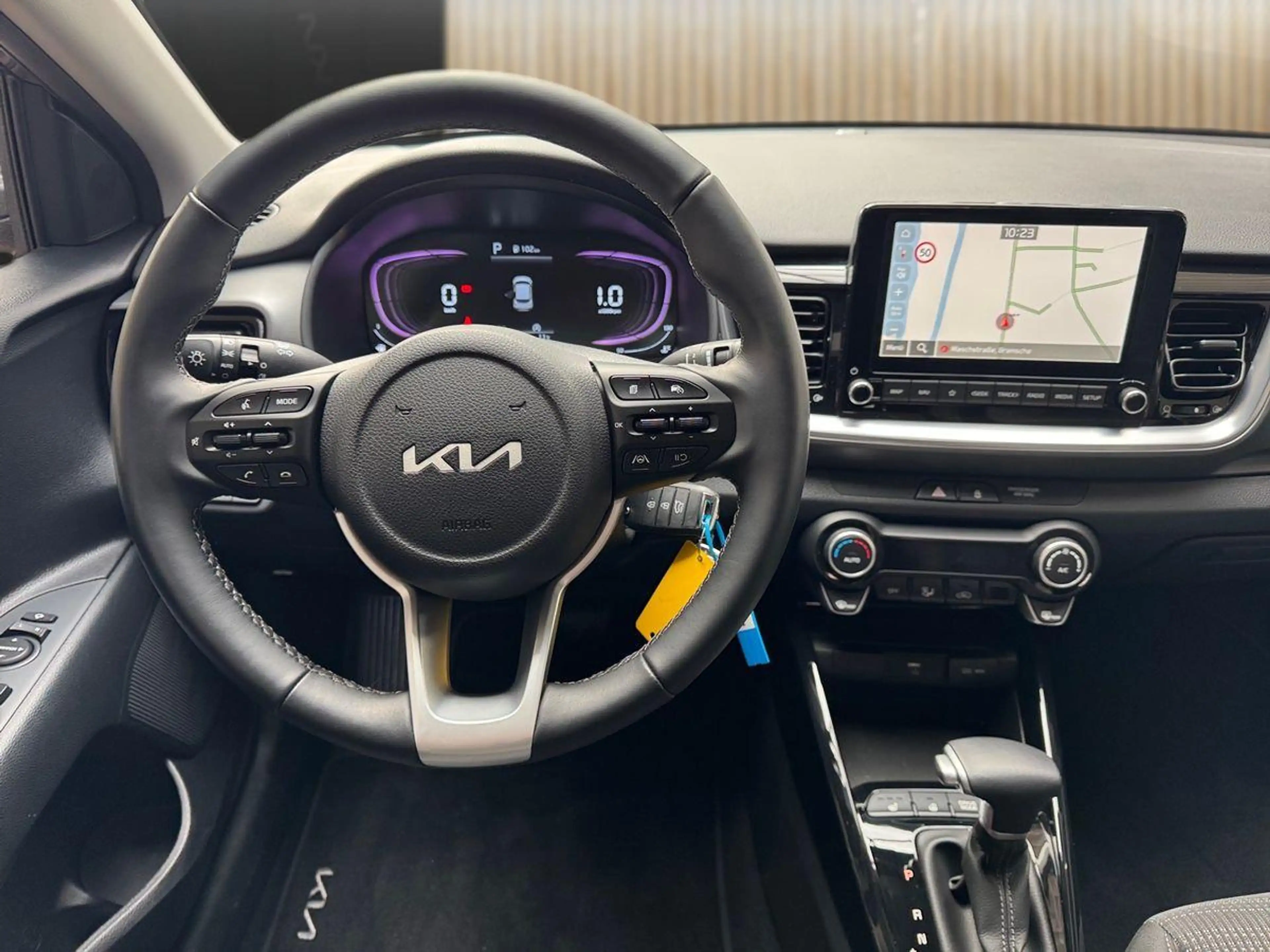 Kia Stonic Vision 1.0 TGDI 100 DCT Vision Navi Sitzheizung — photo 10