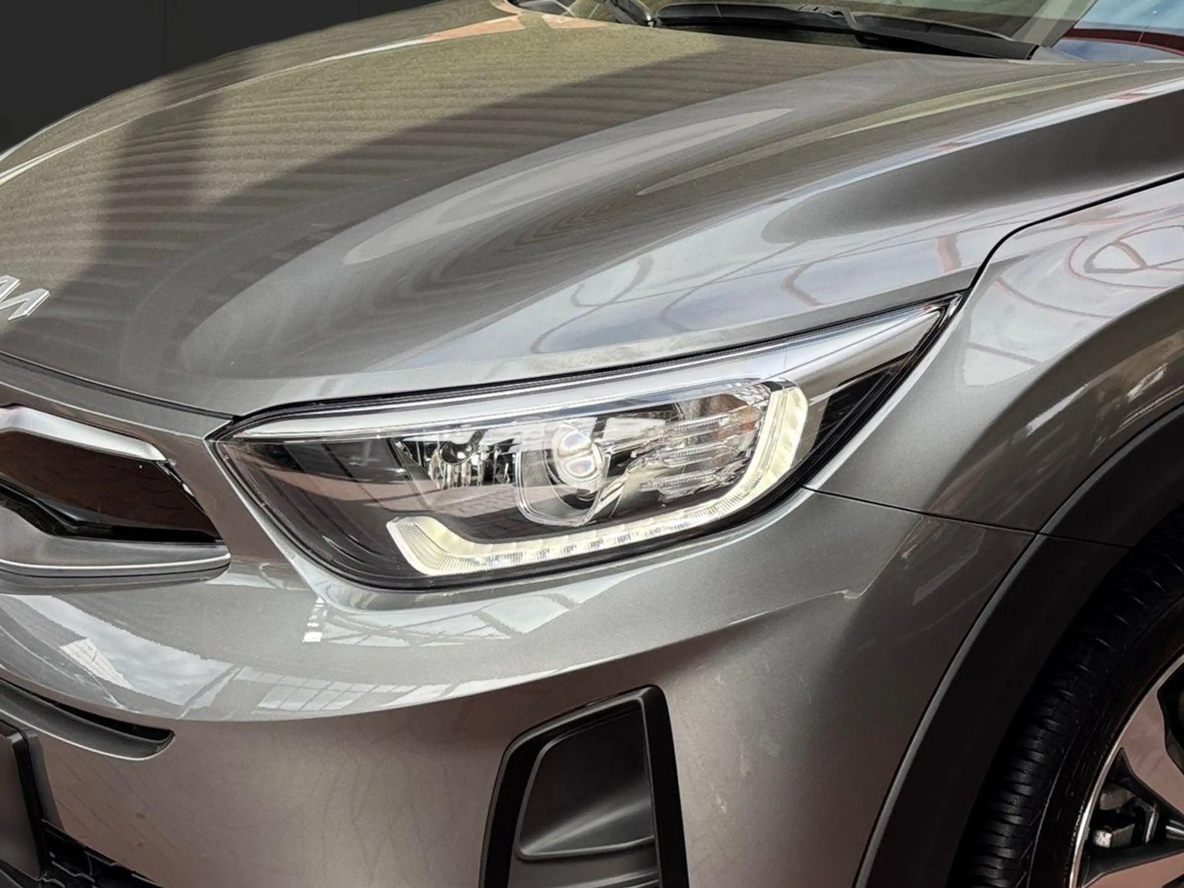 Kia Stonic Vision 1.0 TGDI 100 DCT Vision Navi Sitzheizung — photo 6