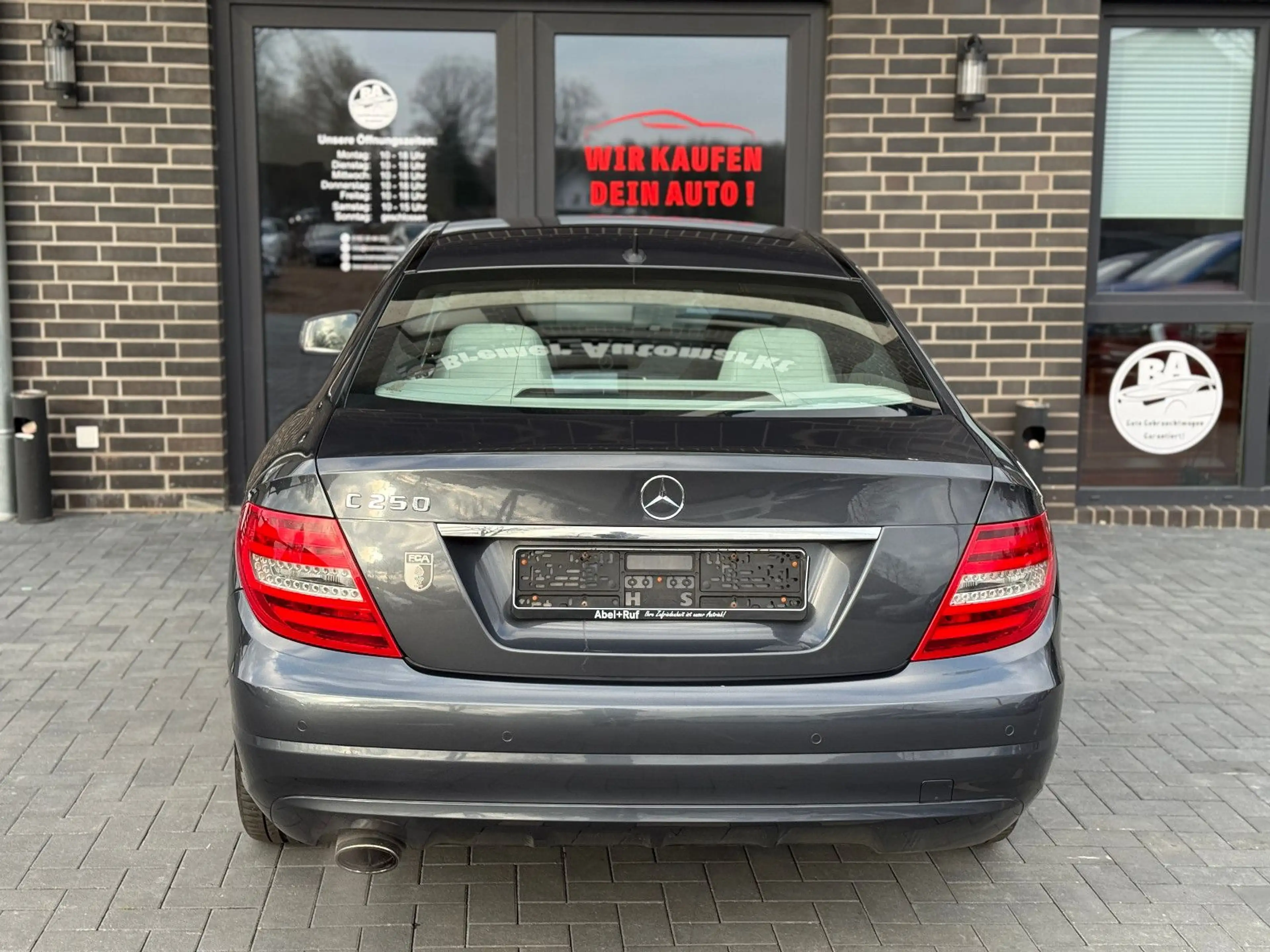 Mercedes-Benz C 250 Coupe CGI *Bi-Xenon*Leder*1H*PDC*SHZ*NAVI* — photo 5