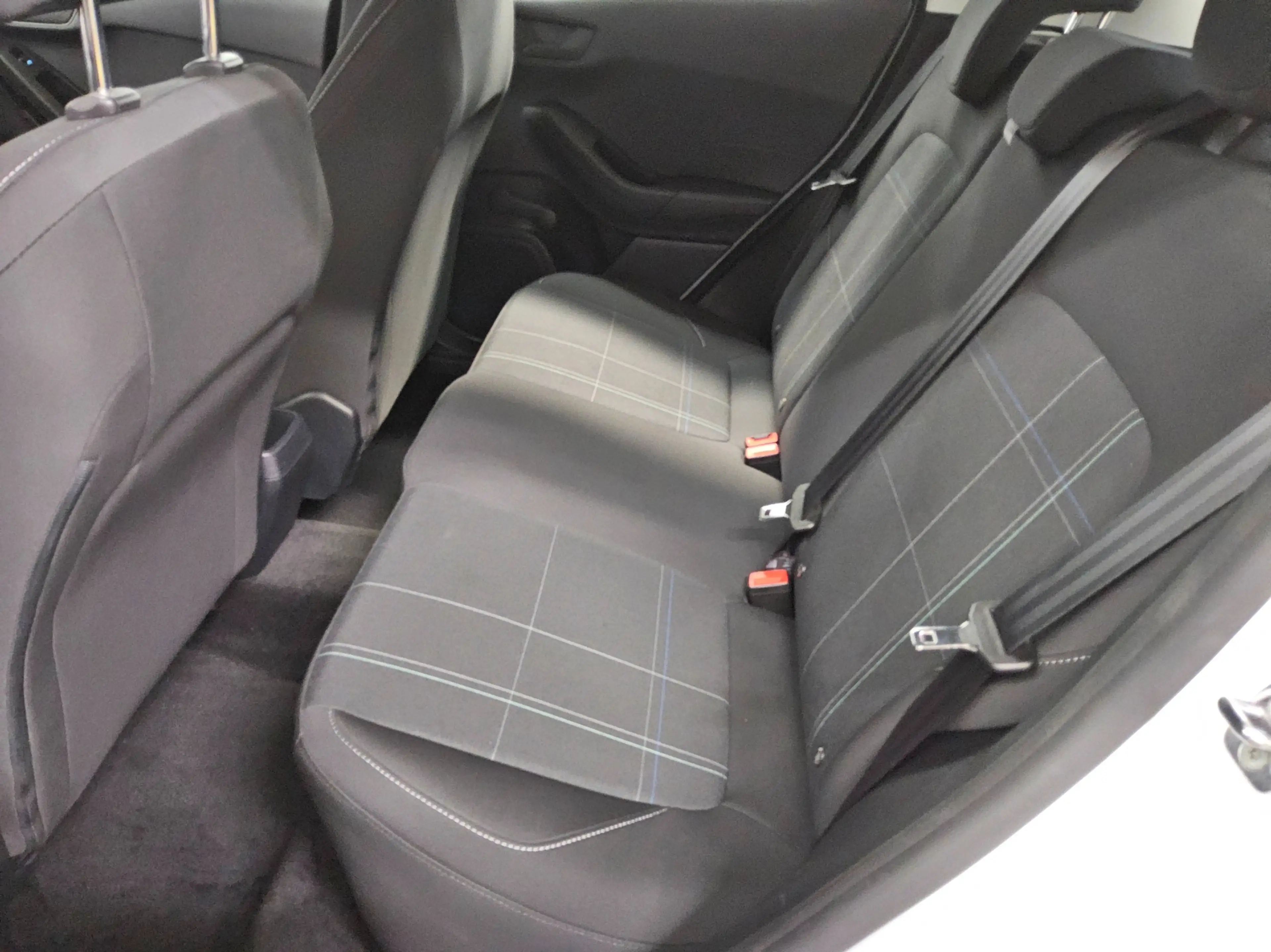 Ford Fiesta — photo 13