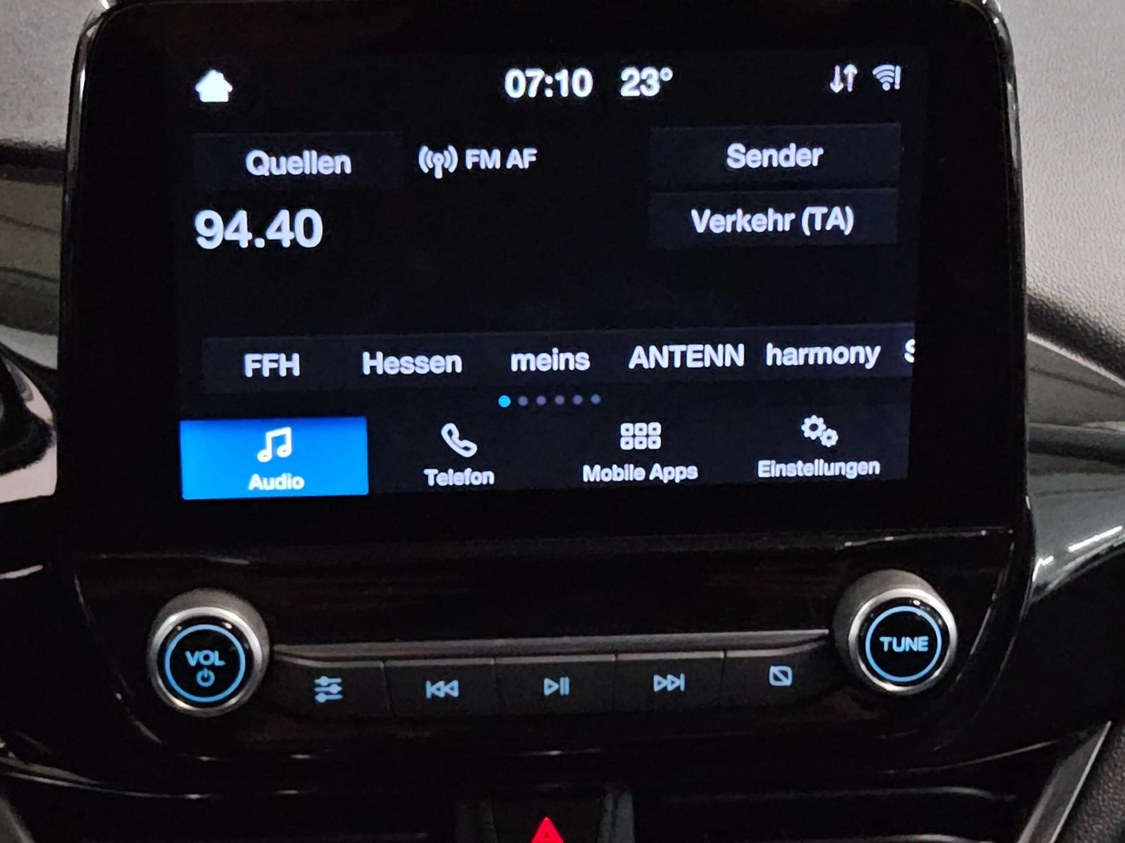 Ford Fiesta — photo 7