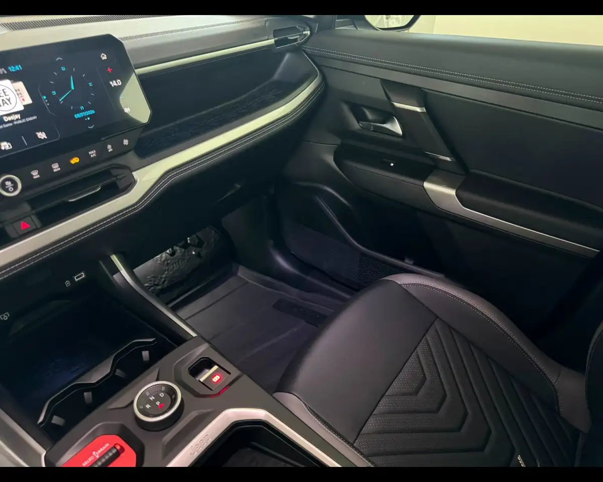 Jeep Compass 2026 — фото 15