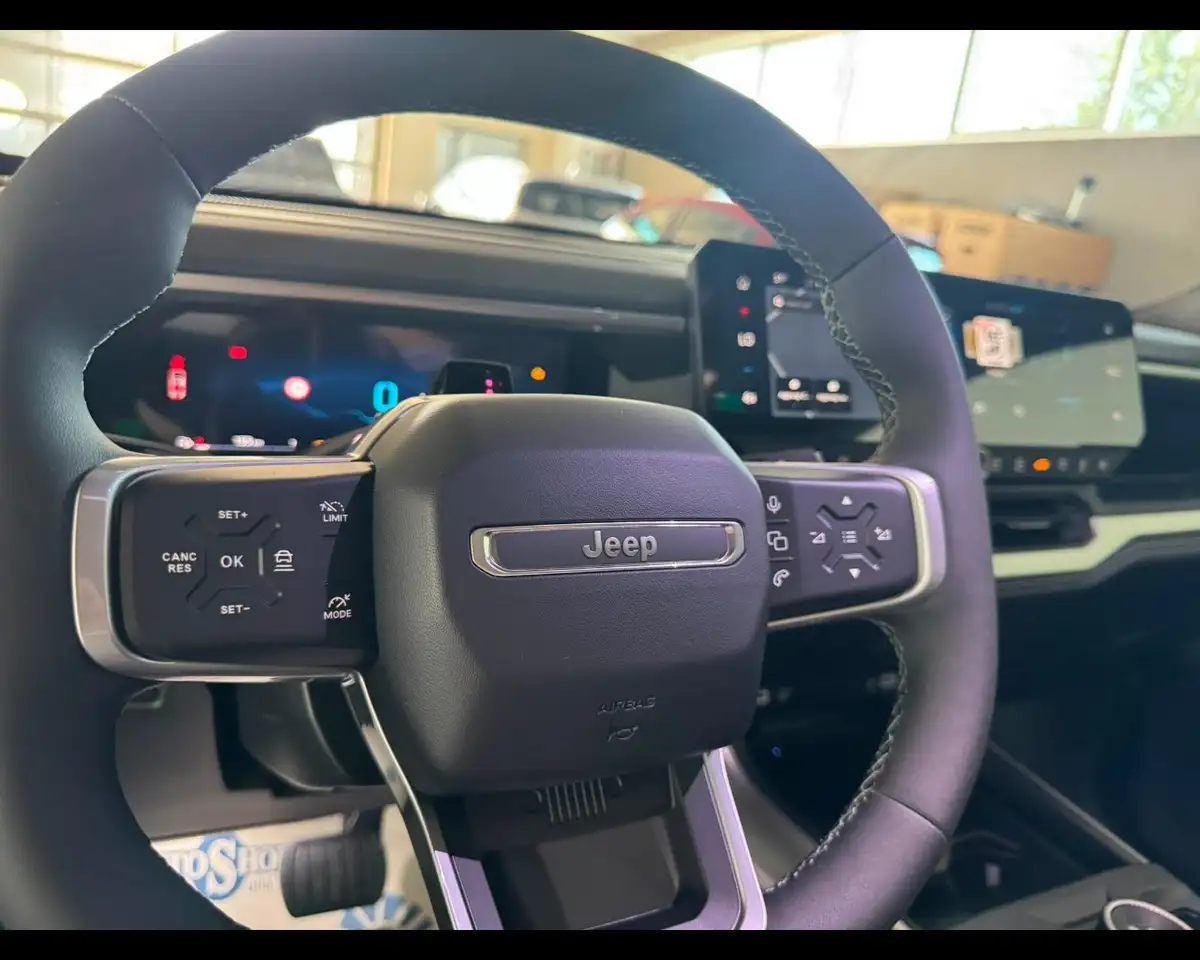 Jeep Compass 2026 — фото 11