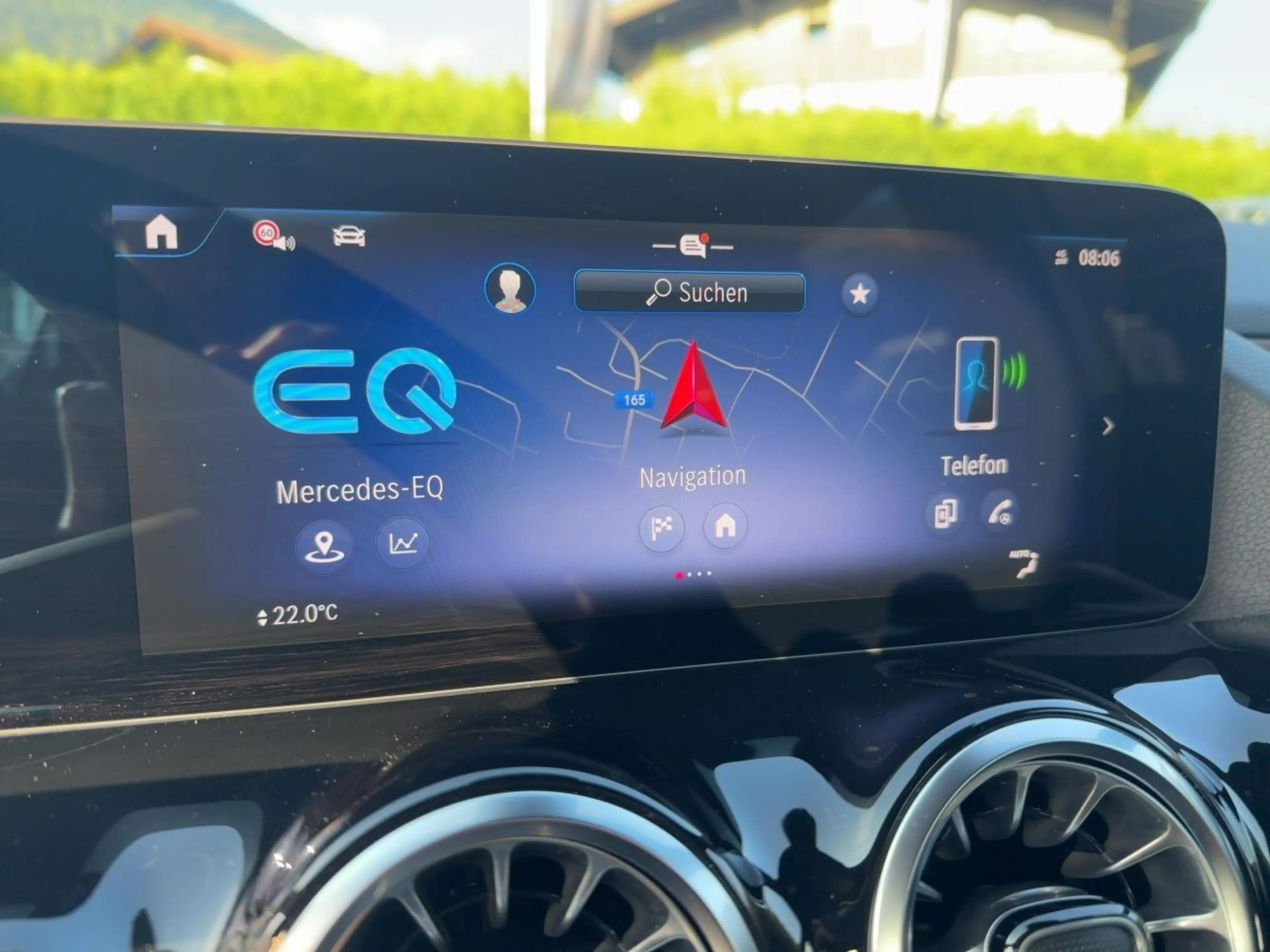 Mercedes-Benz EQA 250 + *Ambiente*Navi* — photo 9