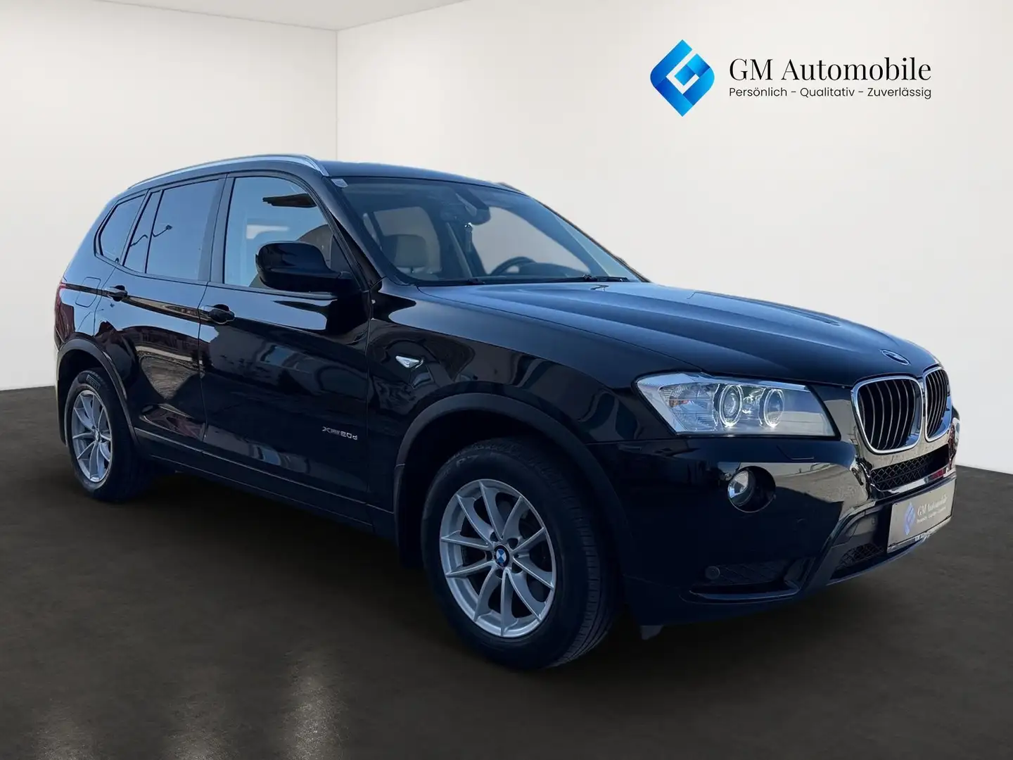 BMW X3 xDrive 20d AHK Schwarz - 2
