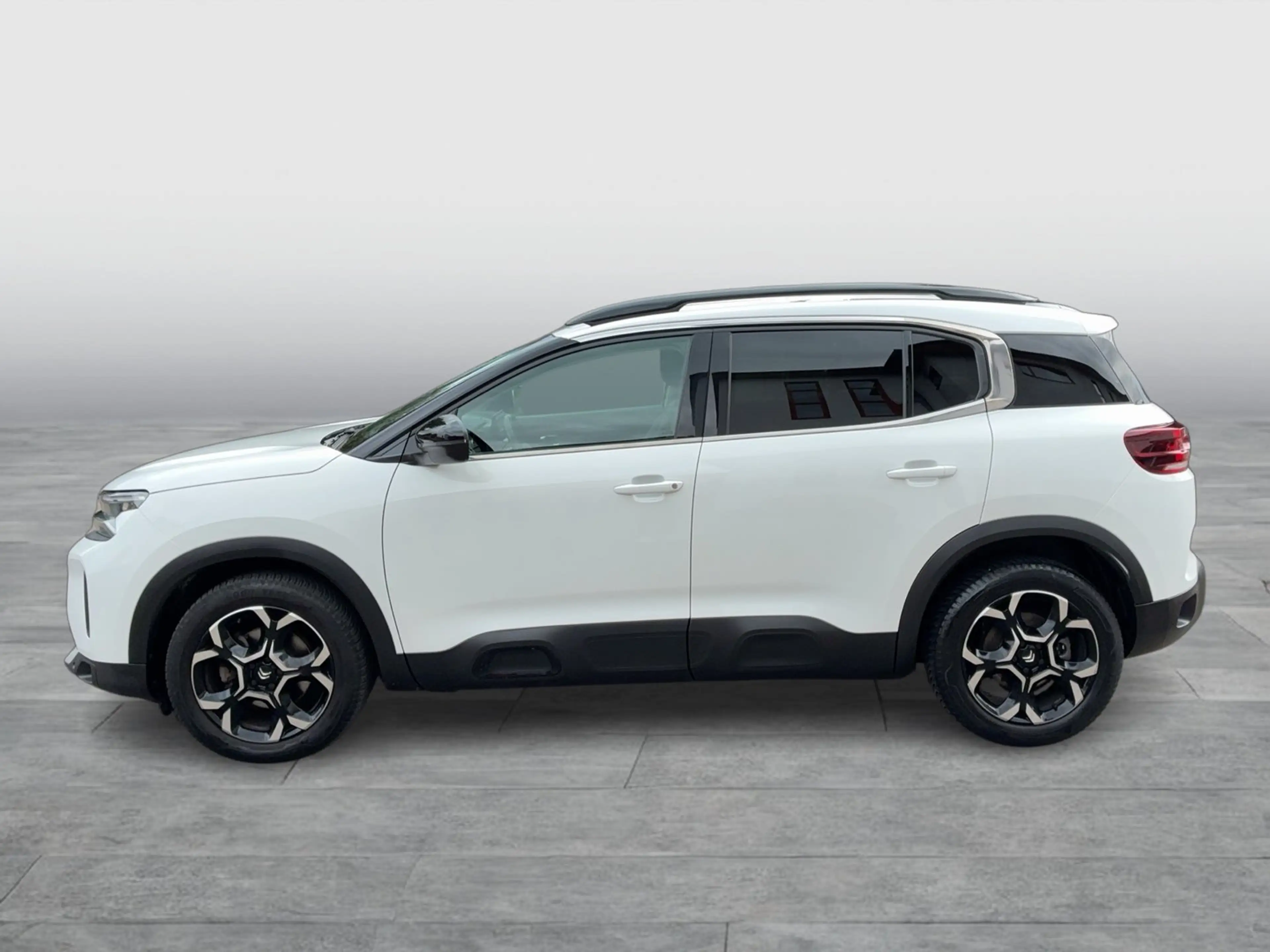 Citroen C5 Aircross Plus — photo 2