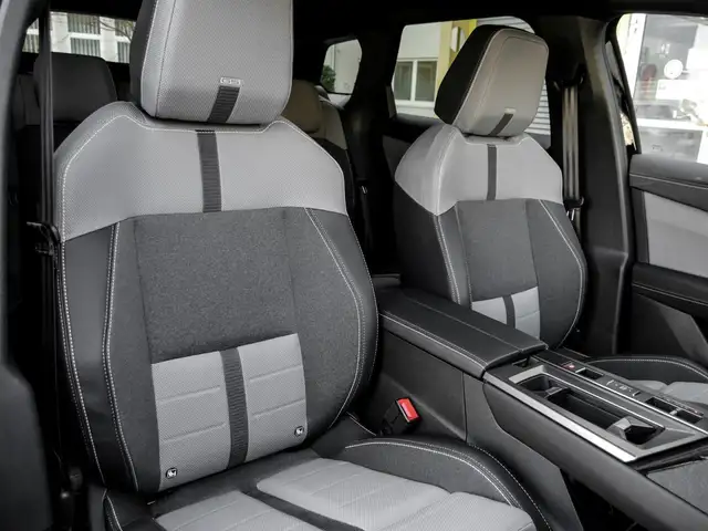 Opel Grandland view 6