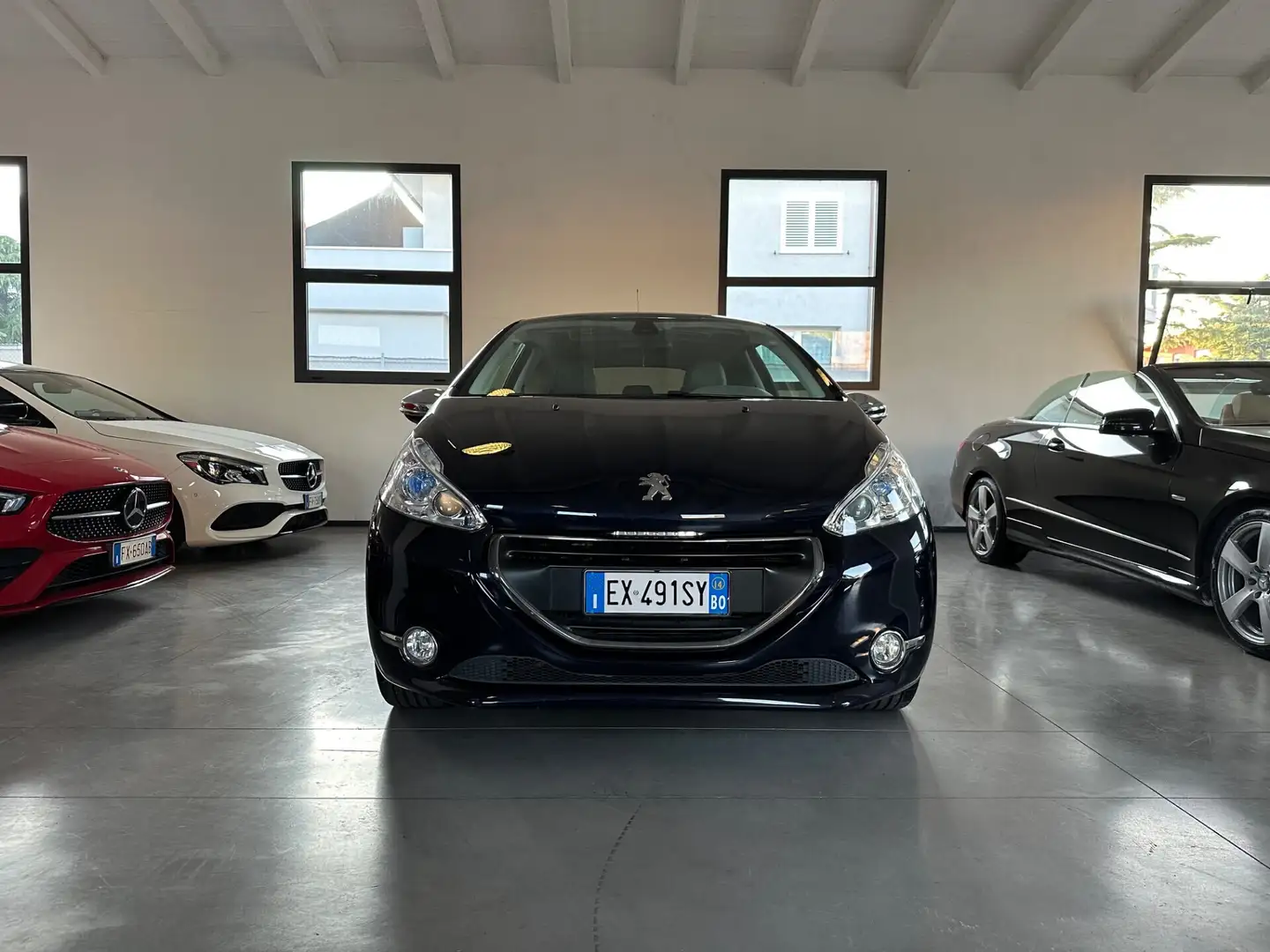 Peugeot 208 1.6 e-HDi 92 CV Stop&Start 3 porte Allure Lilla - 1