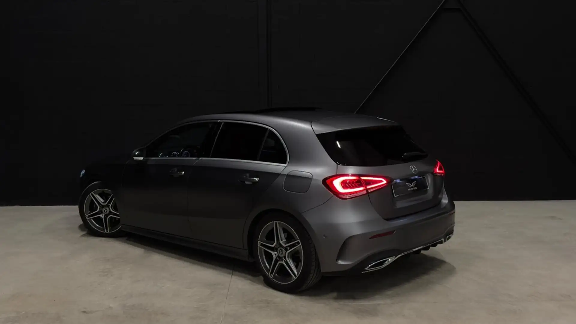 Mercedes-Benz A 180 180 d 7G-DCT AMG Line Gris - 2
