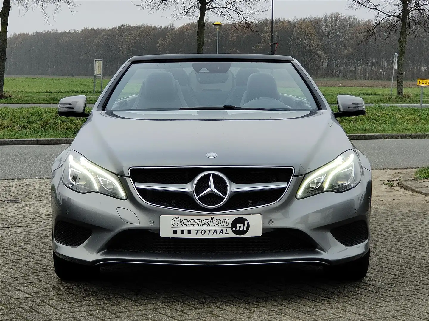 Mercedes-Benz E 200 Cabrio Edition Sport | Automaat | Full Led | Airsc Grijs - 2