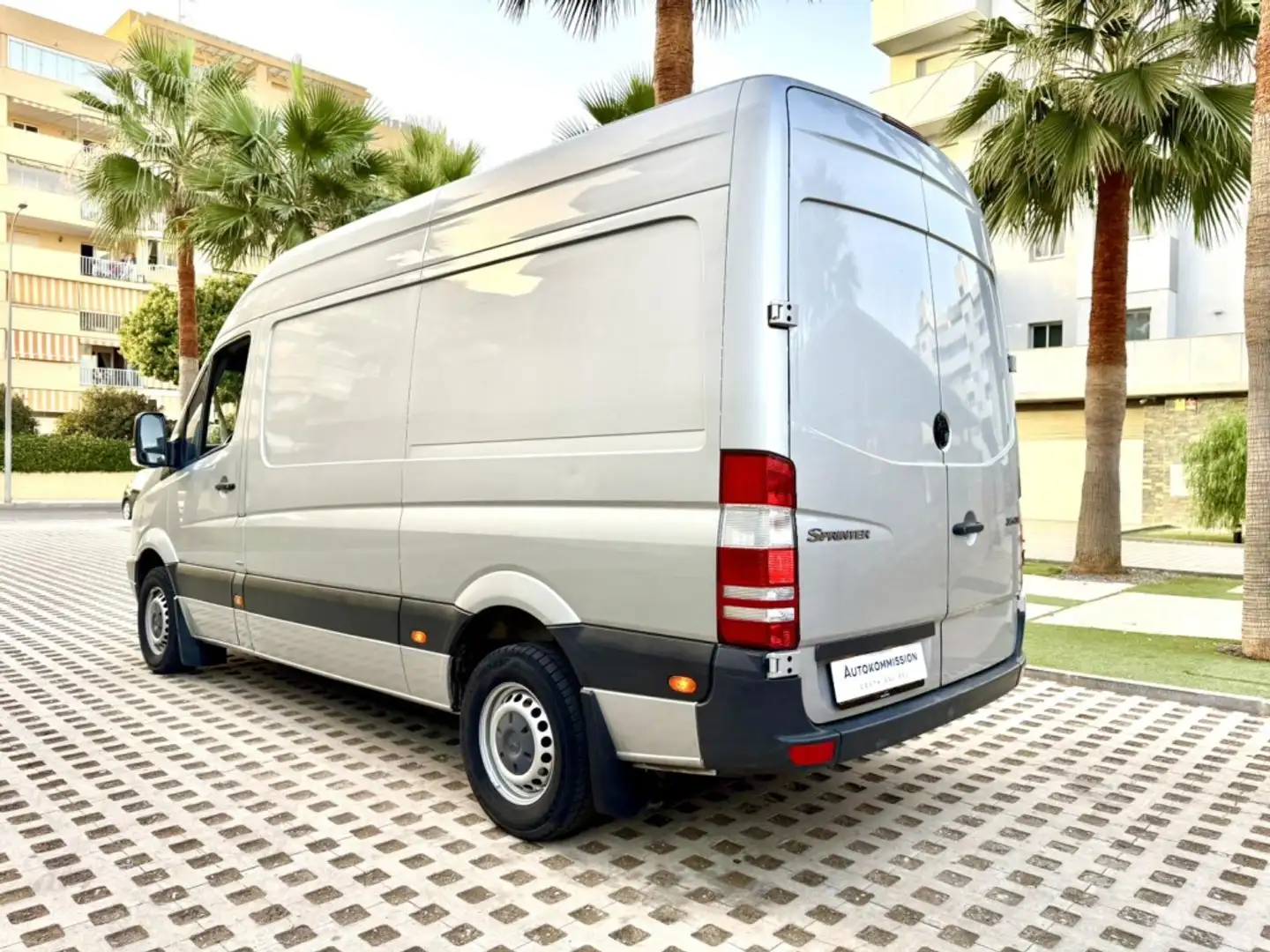 Mercedes-Benz Sprinter Ch.Cb. 316BlueTec Largo Rebajado Gris - 2