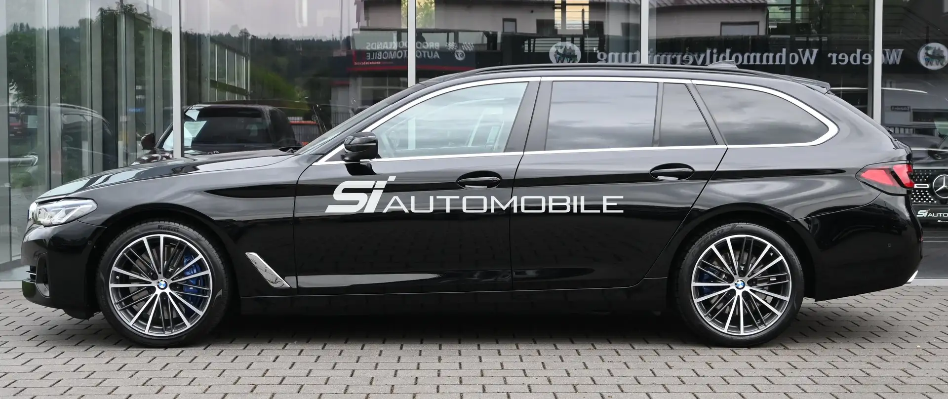 BMW 540 d xDr Touring *AD.DRIVE*ACC*AHK*STHZG*UVP 103T€ Noir - 2
